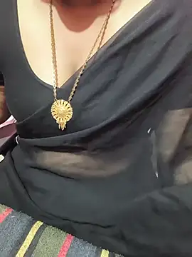 Snapshot of Tamil-rami chatting on 07-16-26, 01:39 Tamil-rami online show from 07-16-26, 01:39