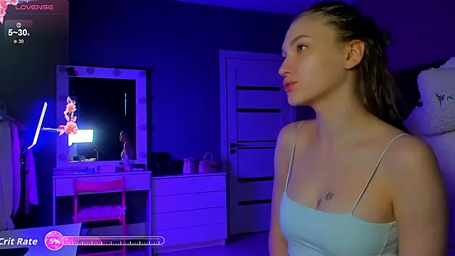 Snapshot of Ammi_bliss chatting on 09-29-25, 03:33 Ammi bliss online show from 09-29-25, 03:33