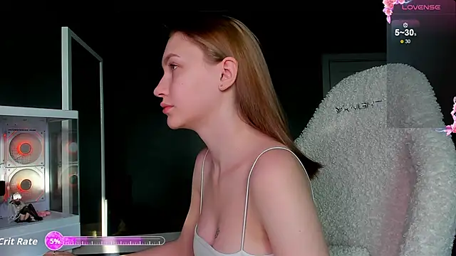 Snapshot of Ammi_bliss chatting on 10-20-25, 03:40 Ammi bliss online show from 10-20-25, 03:40