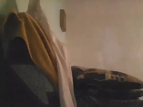 Snapshot of XaviGomez-87 chatting on 09-21-25, 10:22 XaviGomez-87 online show from 09-21-25, 10:22