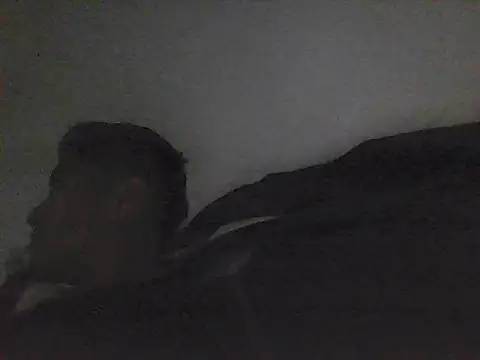 Snapshot of XaviGomez-87 chatting on 09-23-25, 06:38 XaviGomez-87 online show from 09-23-25, 06:38