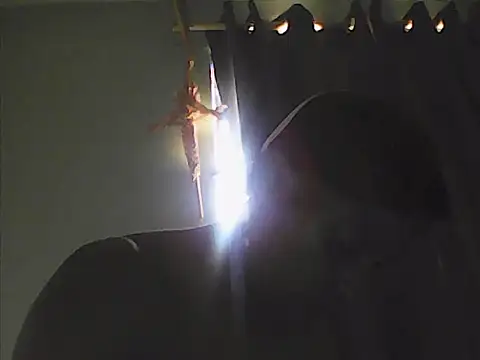 Snapshot of XaviGomez-87 chatting on 09-24-25, 08:56 XaviGomez-87 online show from 09-24-25, 08:56