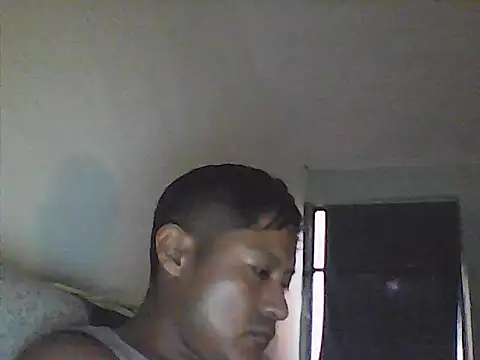 Snapshot of XaviGomez-87 chatting on 09-27-25, 11:21 XaviGomez-87 online show from 09-27-25, 11:21