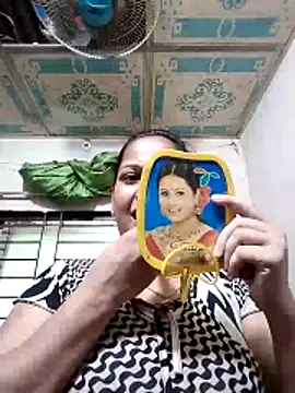 Snapshot of Payel_50 chatting on 06-17-26, 10:50 Payel 50 online show from 06-17-26, 10:50