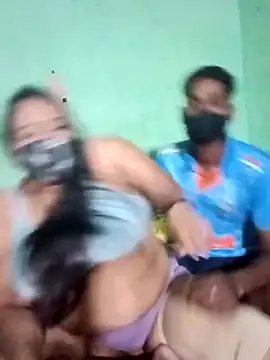 LoveOnStream online show from 10-13-25, 03:34