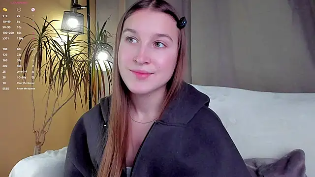 NanaMertins online show from 11-22-25, 01:04