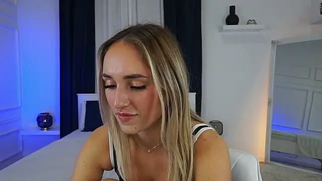 LenaaStar online show from 12-03-25, 03:21