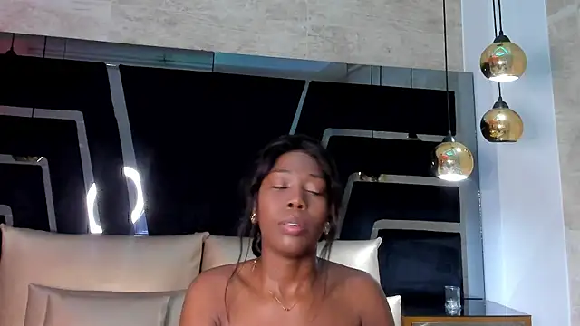 Snapshot of AbbieCyruz chatting on 09-13-25, 11:43 AbbieCyruz online show from 09-13-25, 11:43