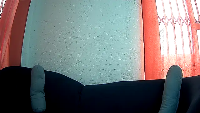 Snapshot of CandyNaynay chatting on 11-03-25, 08:15 CandyNaynay online show from 11-03-25, 08:15