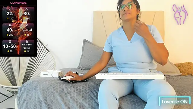  Miaa khalifa  online show from 11-05-25, 12:16