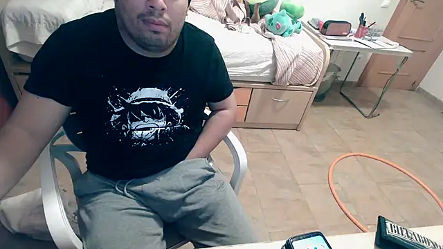 Snapshot of Martigato3 chatting on 10-27-25, 07:40 Martigato3 online show from 10-27-25, 07:40