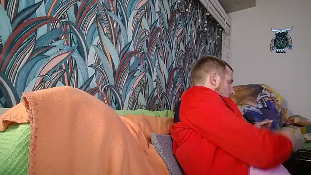 Snapshot of gaydavid chatting on 09-21-25, 09:49 gaydavid online show from 09-21-25, 09:49