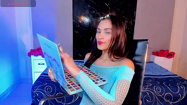 Hannacooper3 online show from 09-20-25, 07:26