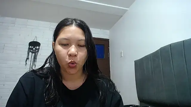 Naia Stant online show from 10-09-25, 10:19