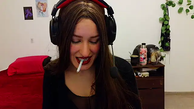 kendrafarq online show from 05-20-26, 11:44
