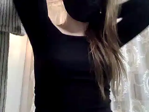 Snapshot of Mia_8 chatting on 12-04-25, 02:15 Mia 8 online show from 12-04-25, 02:15