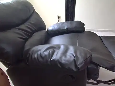 Dollarhot30 online show from 06-03-26, 02:33