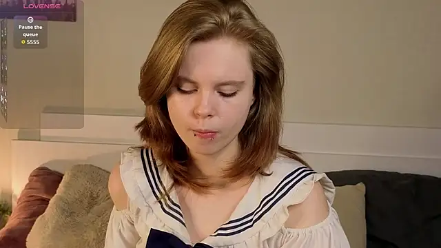 Snapshot of JulietteRain chatting on 05-03-26, 06:25 JulietteRain online show from 05-03-26, 06:25