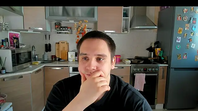 Snapshot of Bear_Beer130 chatting on 05-14-26, 04:47 Bear Beer130 online show from 05-14-26, 04:47
