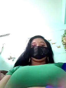 Snapshot of jenyfer709 chatting on 05-02-26, 10:37 jenyfer709 online show from 05-02-26, 10:37