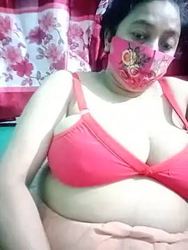 Snapshot of jenyfer709 chatting on 05-16-26, 11:36 jenyfer709 online show from 05-16-26, 11:36
