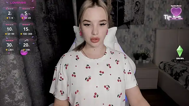 KiraKrox online show from 10-11-25, 03:10