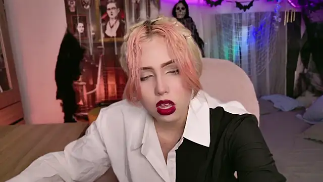 Natalia novna online show from 10-10-25, 07:46