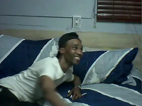 Snapshot of LovableBeetle chatting on 07-25-26, 04:59 LovableBeetle online show from 07-25-26, 04:59