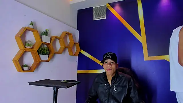 Snapshot of imperial_boys chatting on 09-14-25, 03:38 imperial boys online show from 09-14-25, 03:38