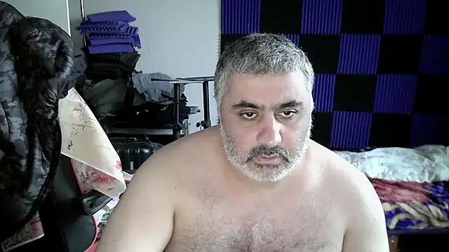 Youngboy 1985 online show from 01-17-26, 02:44