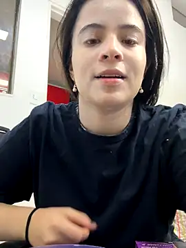 Snapshot of ChannelWhite_ chatting on 09-20-25, 01:39 ChannelWhite online show from 09-20-25, 01:39