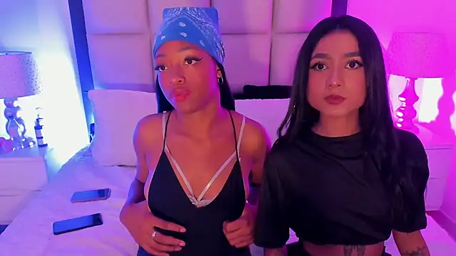 Snapshot of ElisabettaMonroy chatting on 11-12-25, 05:35 ElisabettaMonroy online show from 11-12-25, 05:35