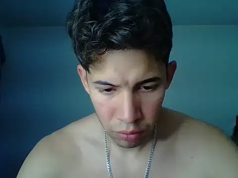 Maxtaylor18 online show from 01-18-26, 11:52