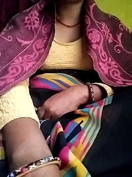 Snapshot of Gopika_Dudi chatting on 11-20-25, 01:50 Gopika Dudi online show from 11-20-25, 01:50