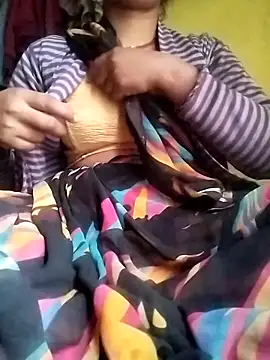 Snapshot of Gopika_Dudi chatting on 11-21-25, 01:48 Gopika Dudi online show from 11-21-25, 01:48