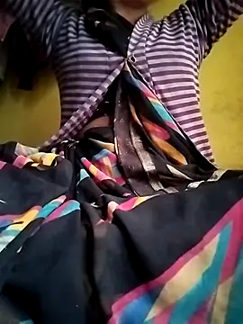 Snapshot of Gopika_Dudi chatting on 11-23-25, 01:49 Gopika Dudi online show from 11-23-25, 01:49