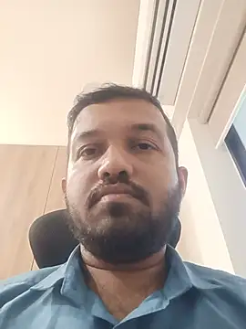 Snapshot of VJ17 chatting on 06-10-26, 06:12 VJ17 online show from 06-10-26, 06:12