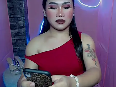 pretty lassy online show from 11-11-25, 11:54