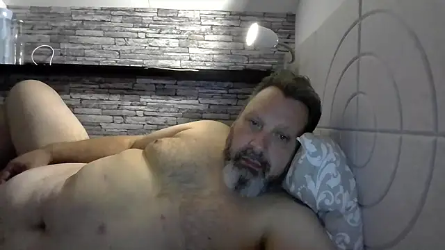 Snapshot of BigMan738@xh chatting on 06-07-26, 11:08 BigMan738xh online show from 06-07-26, 11:08