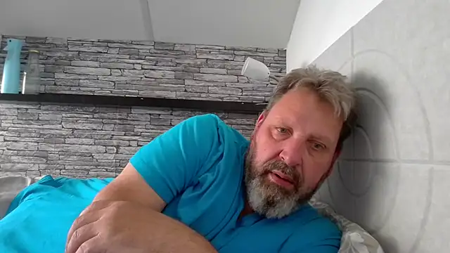 Snapshot of BigMan738@xh chatting on 06-16-26, 06:21 BigMan738xh online show from 06-16-26, 06:21