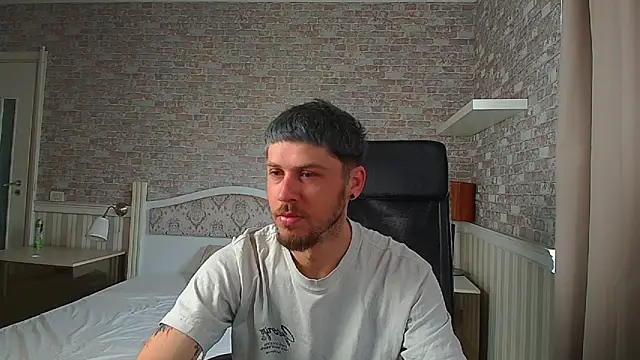 JonahShaw online show from 06-01-26, 04:14