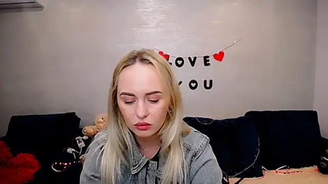 LiluMoon   online show from 04-19-26, 11:09