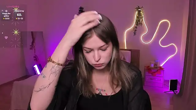 Lisa Blossom online show from 04-20-26, 06:05