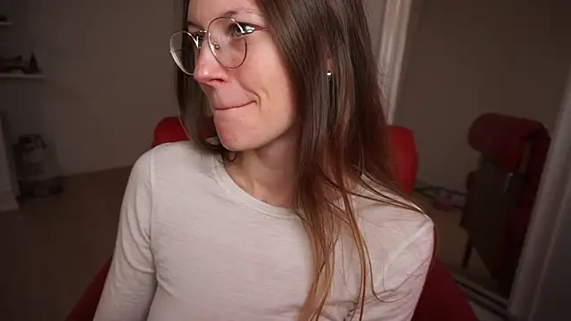 Scorpion Peach online show from 11-08-25, 11:21