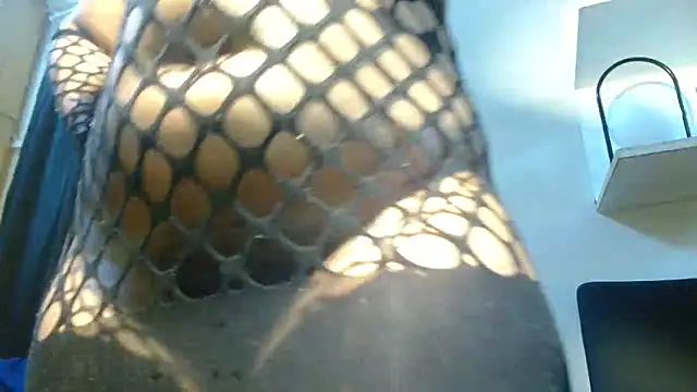 RoxyLuv77 online show from 09-28-25, 05:40