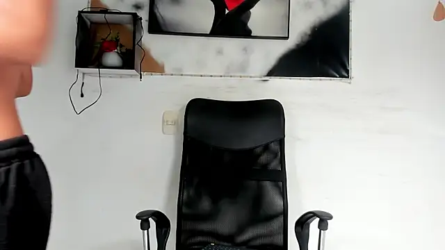 tyler twink boy online show from 11-26-25, 12:17