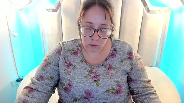  Emily rosee  online show from 09-17-25, 11:23