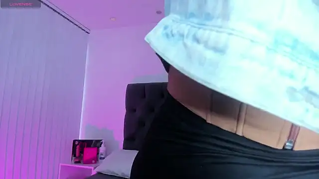 VictoriaParkeer online show from 11-20-25, 11:43