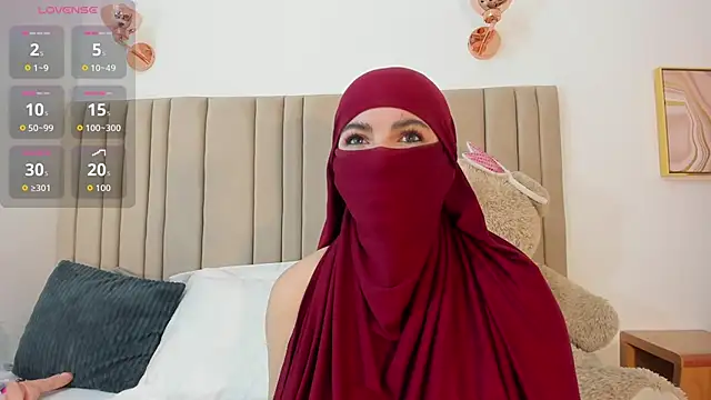 najwa   online show from 12-18-25, 04:07