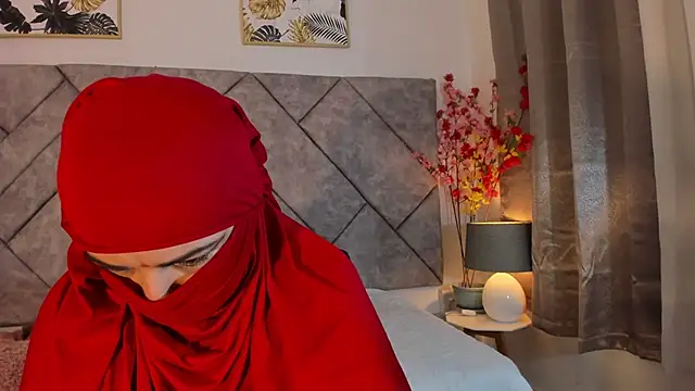 Snapshot of najwa__ chatting on 04-30-26, 04:24 najwa online show from 04-30-26, 04:24